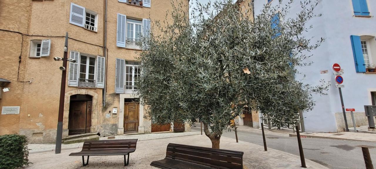 Le Rocher Appartement Cotignac Eksteriør bilde